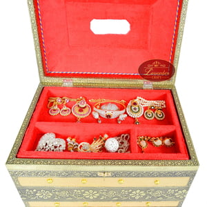 Big Royal Treasure Chest Style, Artificial Leather Finish, Wooden Handmade Jewellery Box - Golden